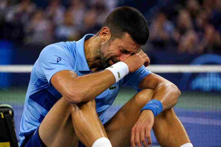 Novak Djokovic US Open - Heartbreaking Scenes Novak Djokovic Breaks Down in Tears Mid-Match as US Open Dream Collapses